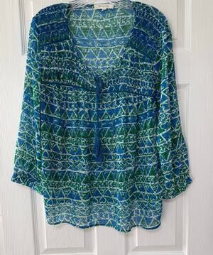 Two by Vince Camuto Women's Sheer Long Sleeve Top Size Large.